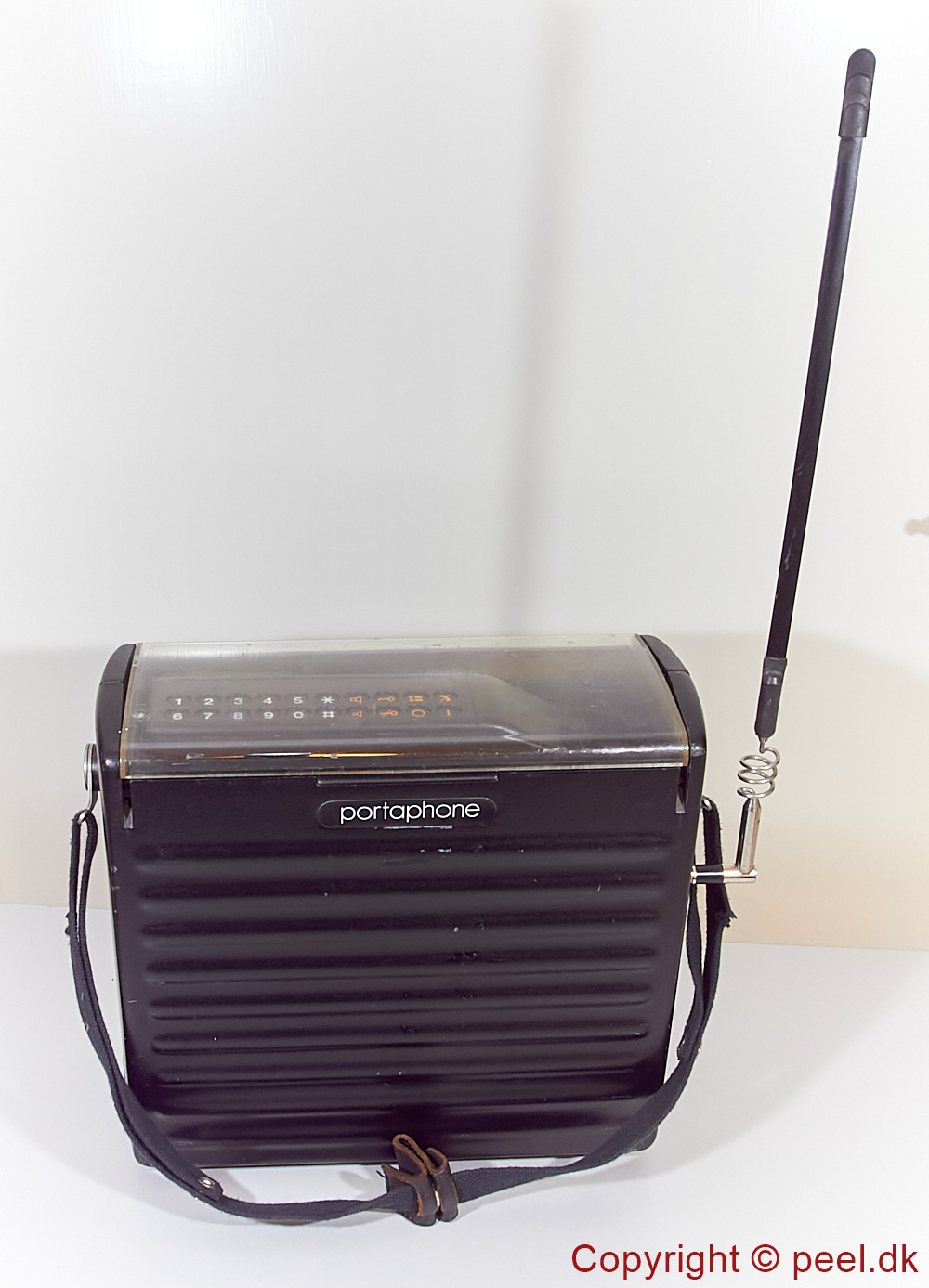 AP3733-03_01.jpg