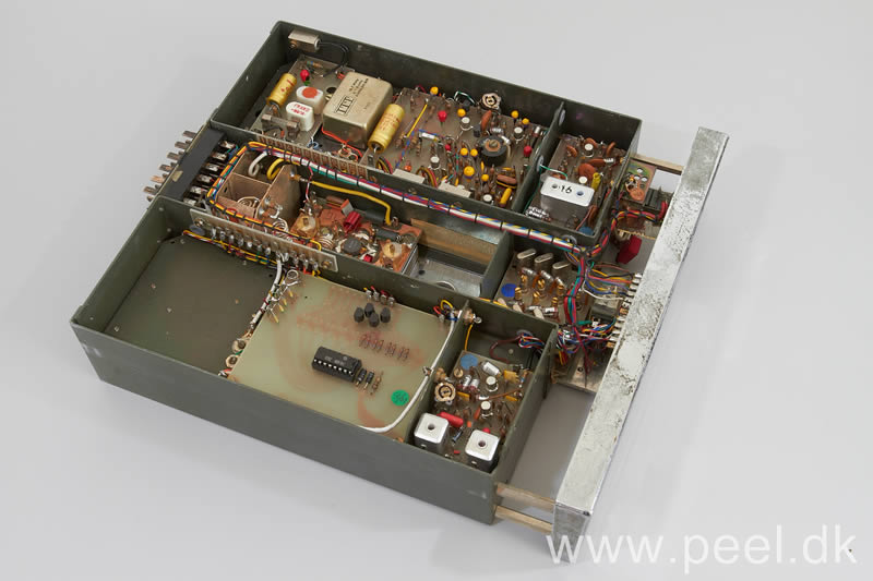 AP710A_01.jpg