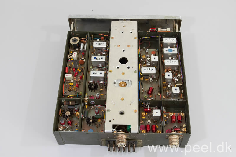 AP710A_08.jpg