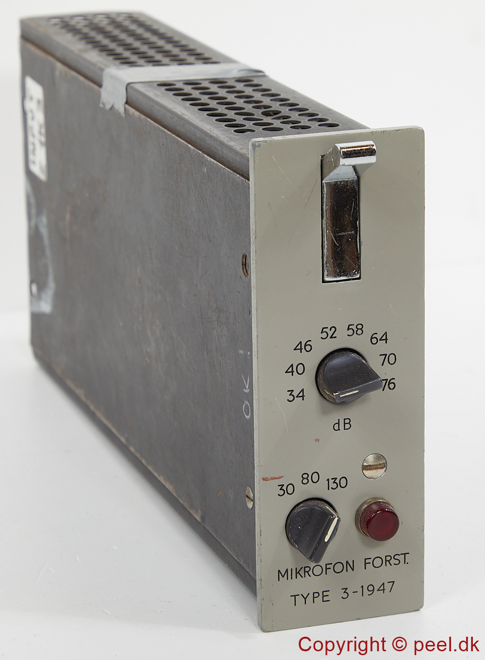3-1947_Mikrofonforstærker_01.jpg