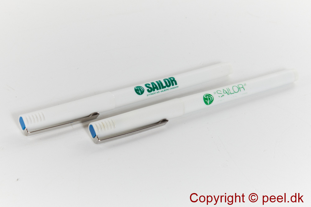 Merchandise_006.jpg