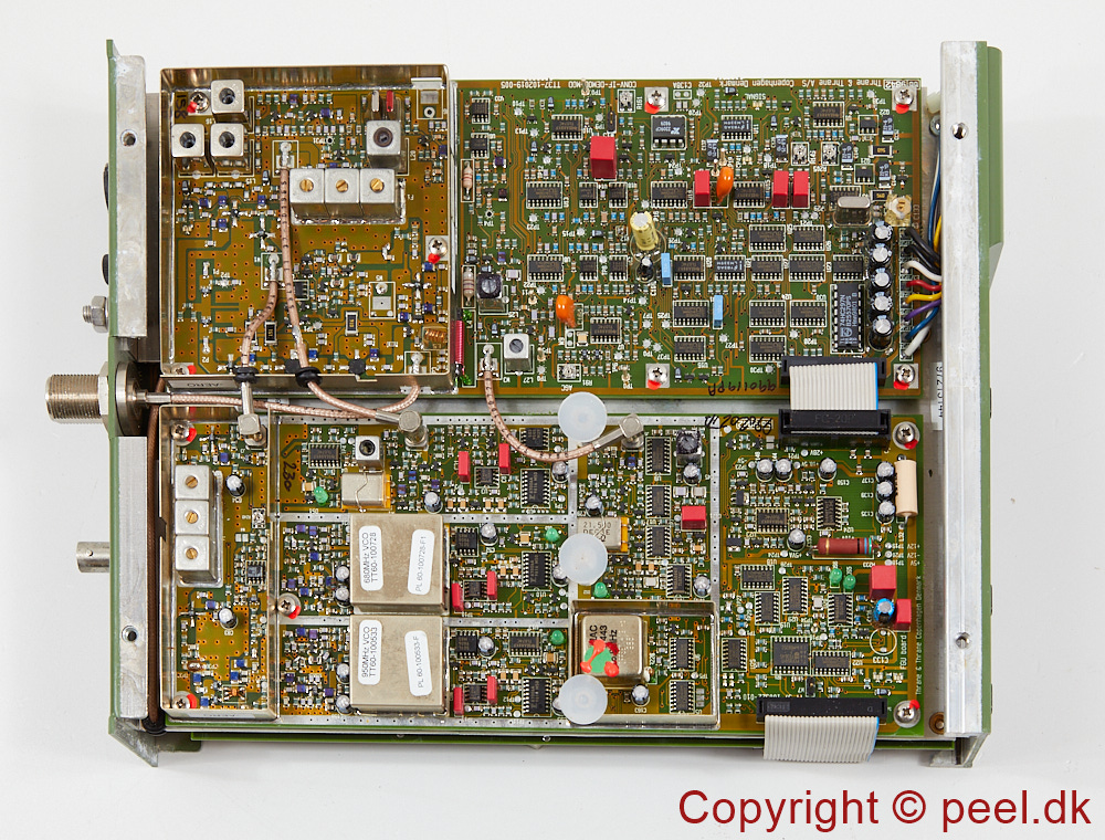 H2095B_Inmarsat_transceiver_03.jpg