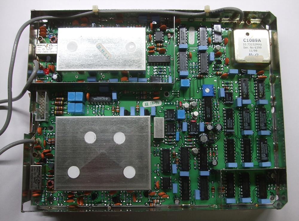 R2120_03.jpg