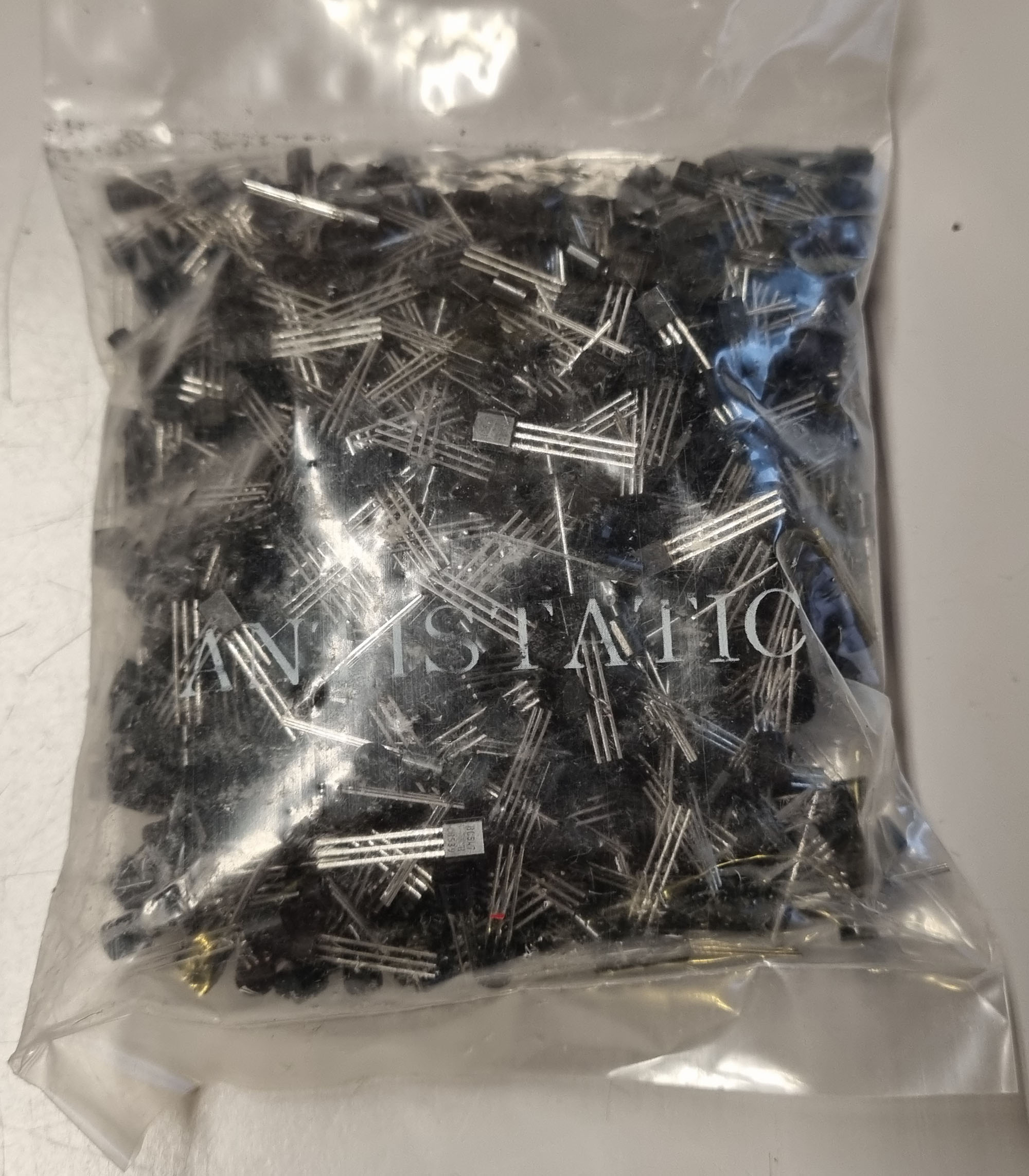 Transistor BC547 B - hovedbillede