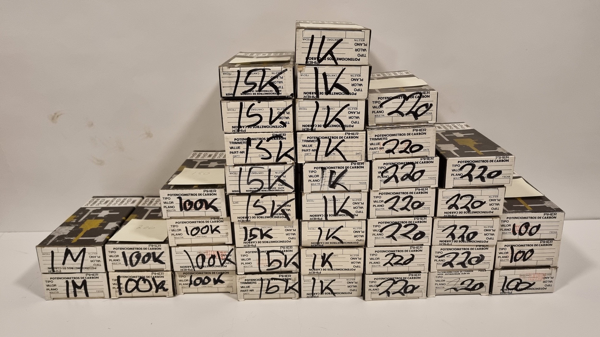 Piher trimmemodstande (10x15mm benafstand) - hovedbillede