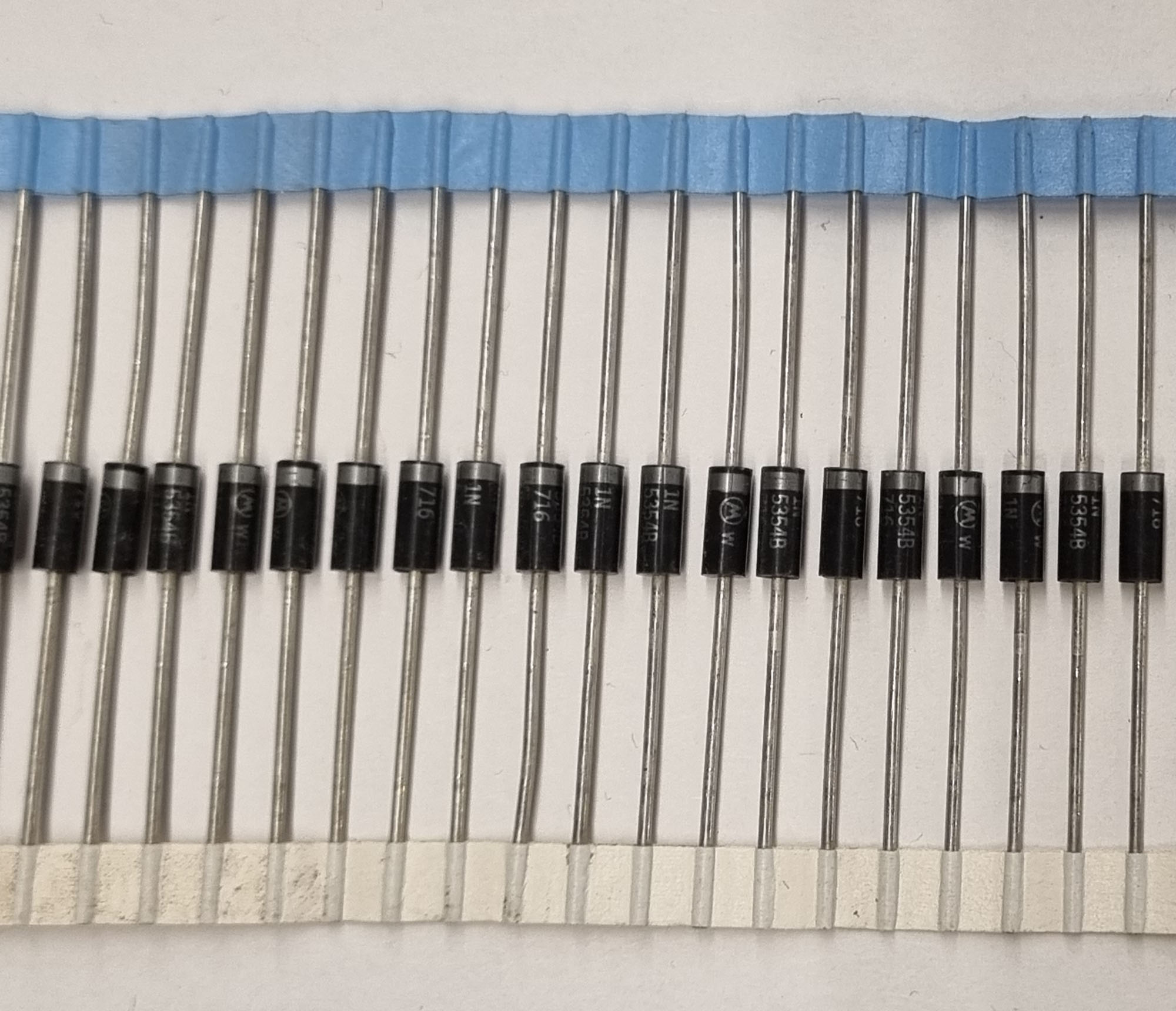Diode 1N5354B - hovedbillede