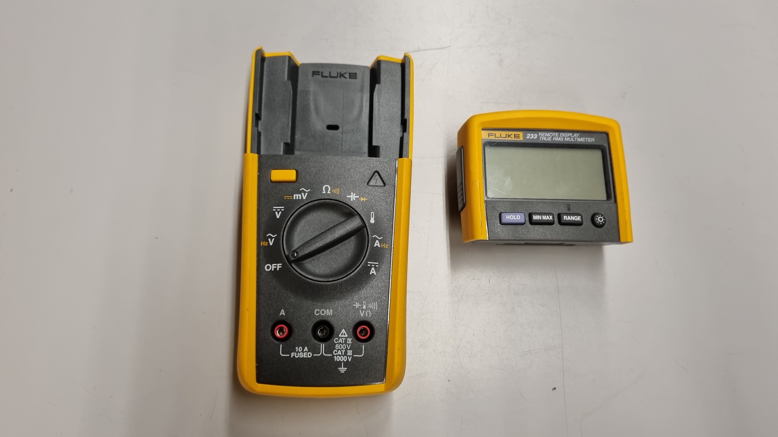 Fluke 233 multimeter med trådløst display. billede 3
