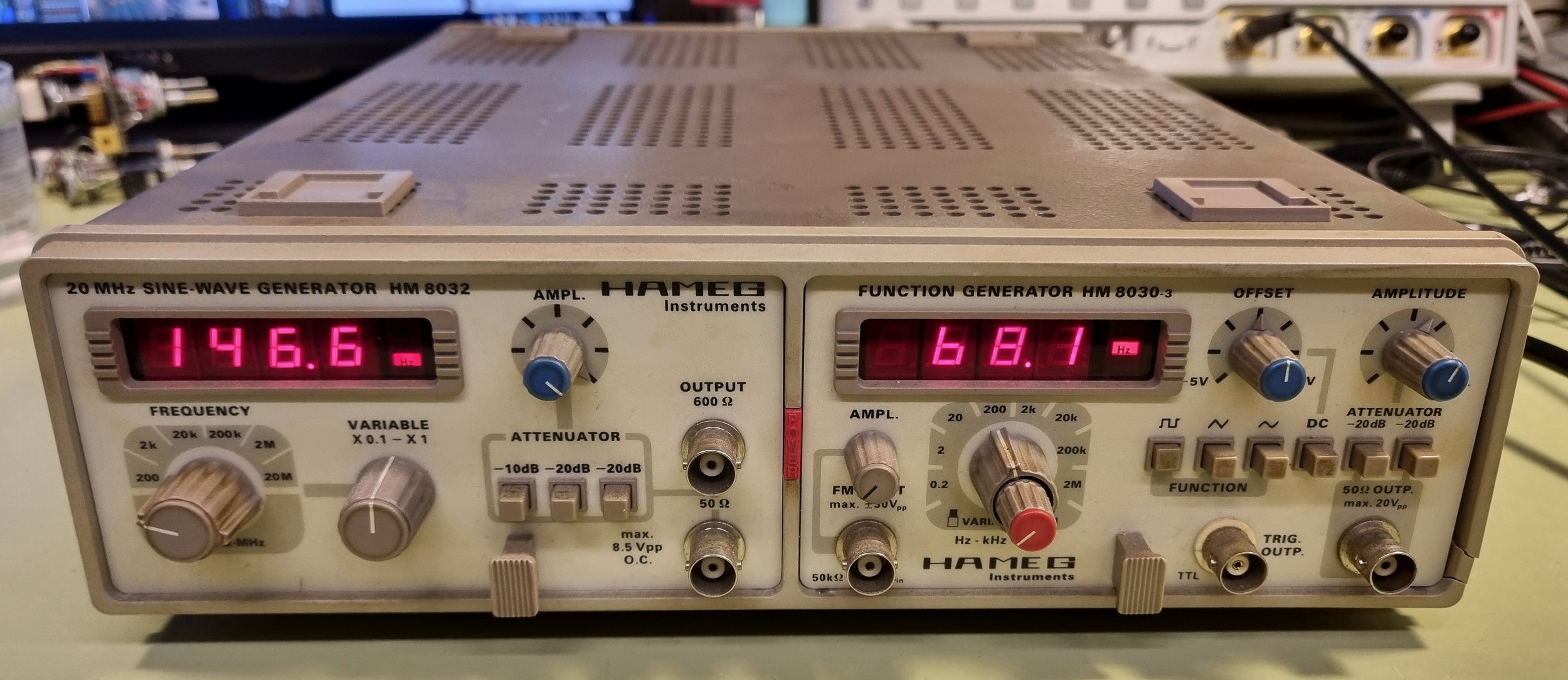Hameg HM8032 + HM8030-3 Sinus generator og Funktionsgenerator - hovedbillede
