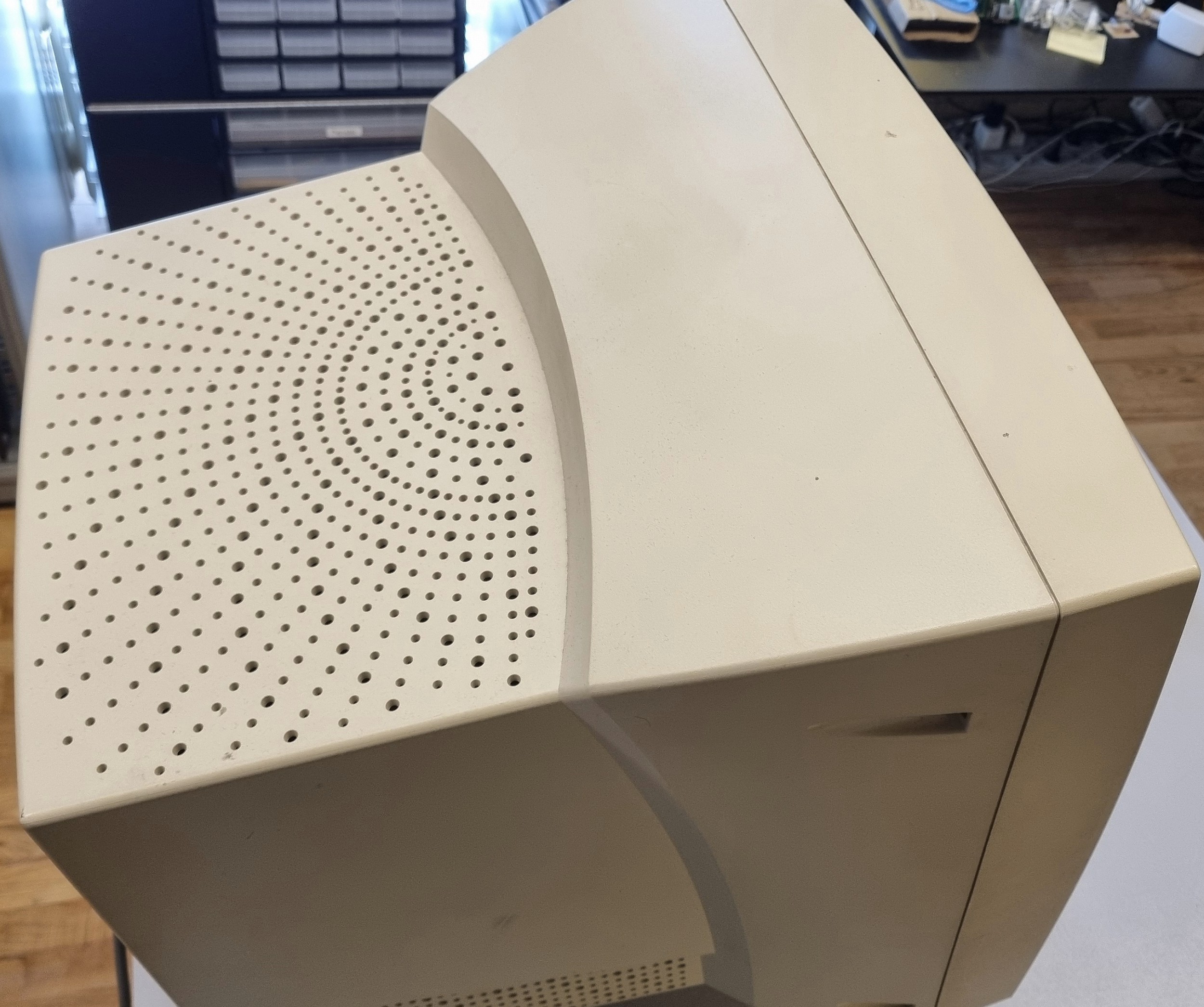 19" CRT skærm billede 3