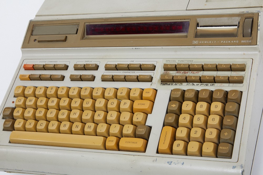 HP 9825A flere billeder