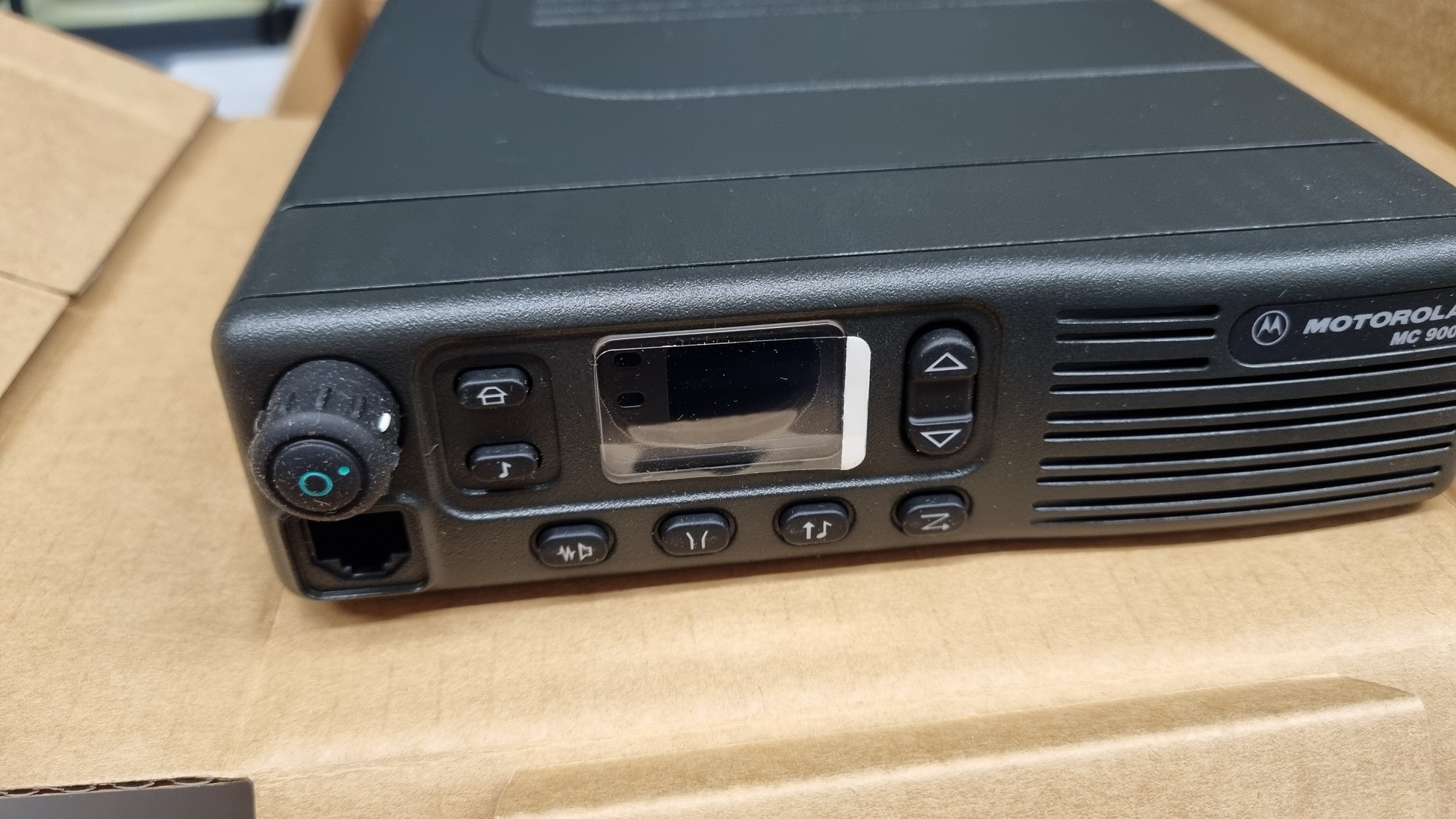 Motorola GM900 VHF - NY OG UBRUGT I ORIGINAL EMBALLAGE - hovedbillede